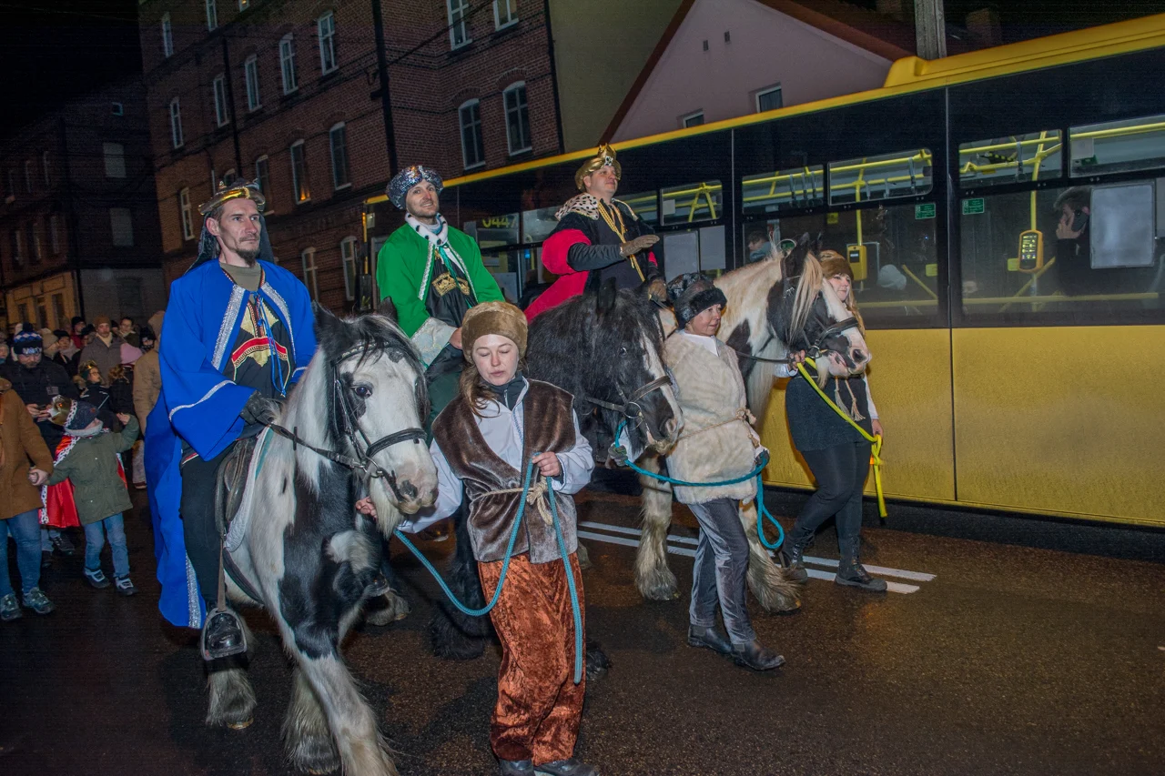 Orszak Trzech Króli przeszedł przez Chorzów Stary - 2025 [FOTORELACJA]