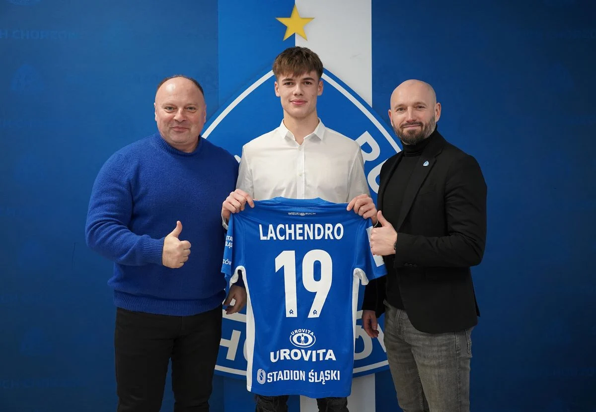 Nowy numer 19: Filip Lachendro dołącza do Niebieskich