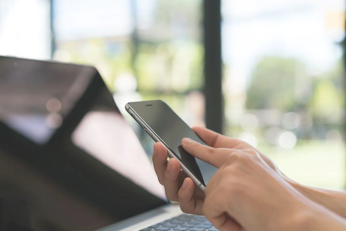 Nie daj się nabrać – oszustwa telefoniczne wciąż groźne