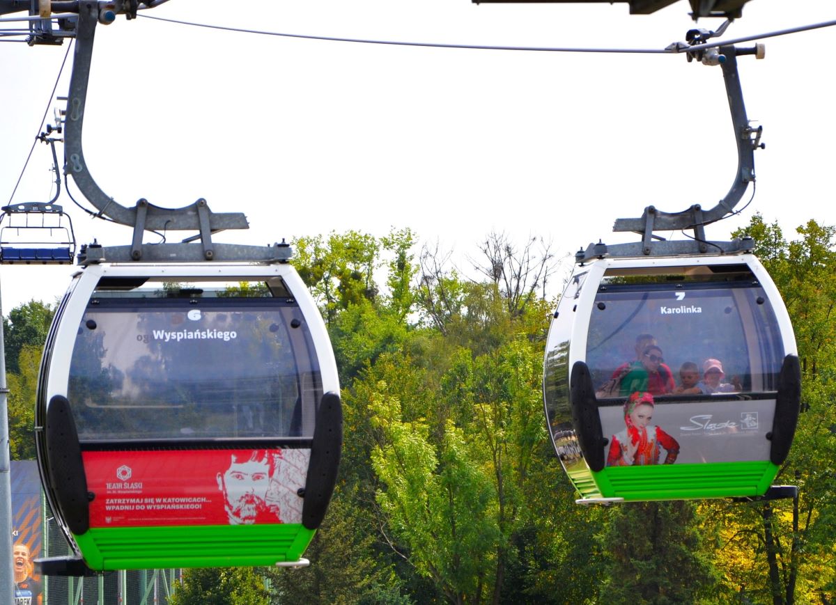 Kolejka Elka w walentynkowej odsłonie: widoki i drobne niespodzianki