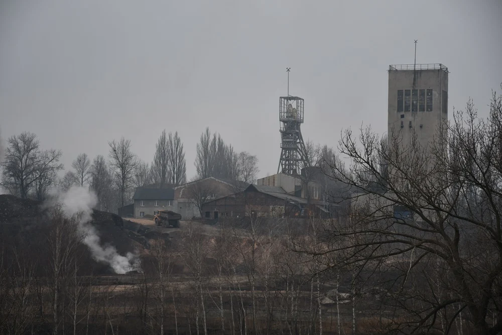 Zapożarowana hałda w Nowym Bytomiu – konferencja SRK i reakcje mieszkańców
