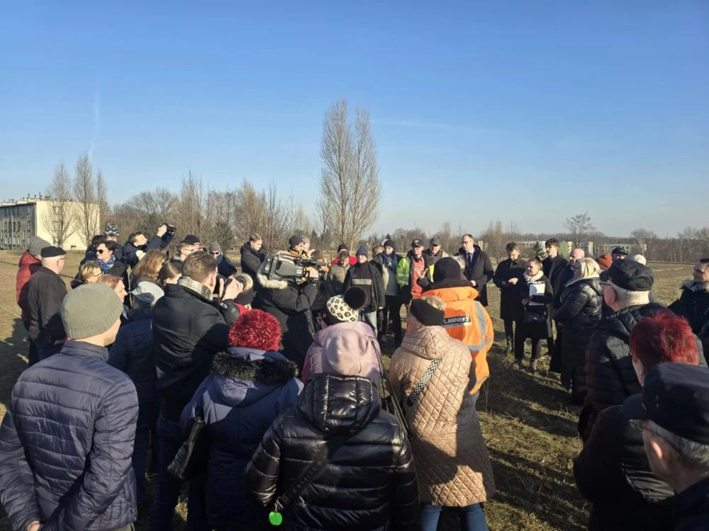 Za nami spotkanie mieszkańców z SRK i władzami miasta w sprawie płonącej hałdy