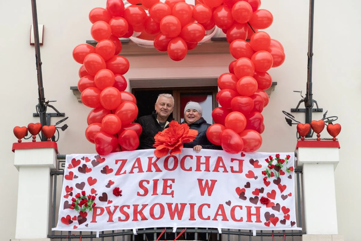 Zakochaj się w Pyskowicach. Tak świętowaliście walentynki na rynku [ZDJĘCIA]