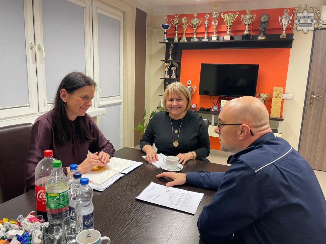 Policyjne przygotowanie młodzieży - spotkanie w sprawie klasy mundurowej