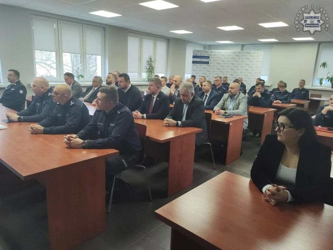 Wodzisławscy policjanci podsumowali 2024 rok. Odprawa roczna z sukcesami! 2