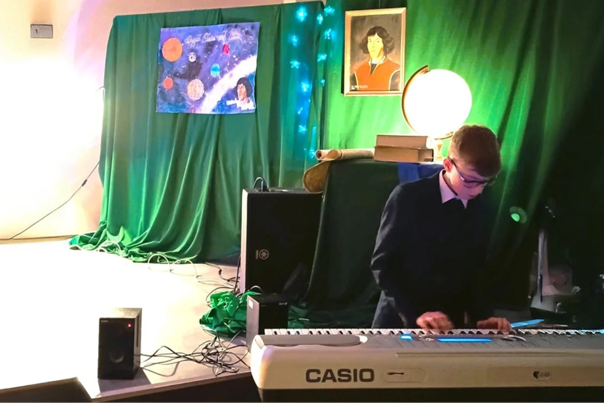 Poetycka podróż do gwiazd – wyjątkowy wieczór w SP1 9