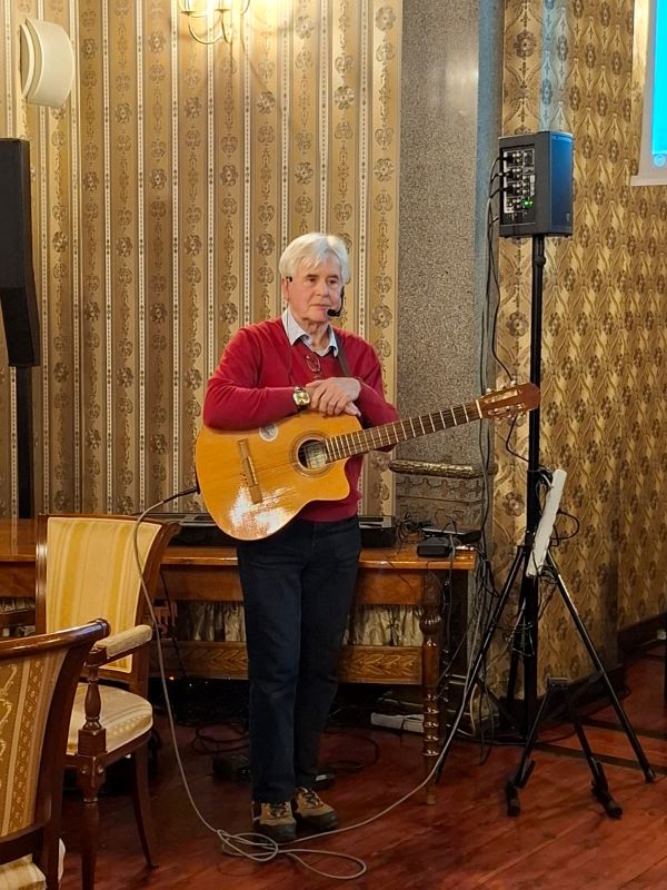 Miłość, śpiew i humor. Walentynkowy wieczór w Fitzner Cafe!