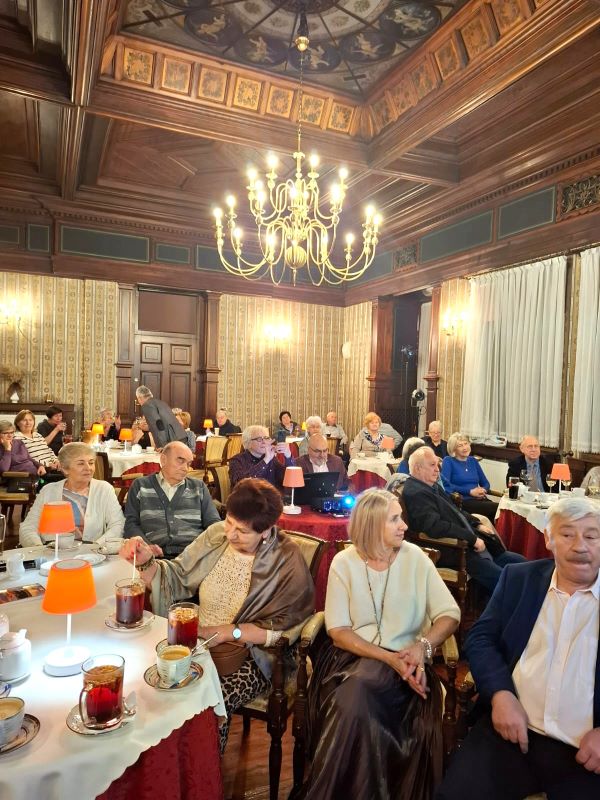 Miłość, śpiew i humor. Walentynkowy wieczór w Fitzner Cafe!