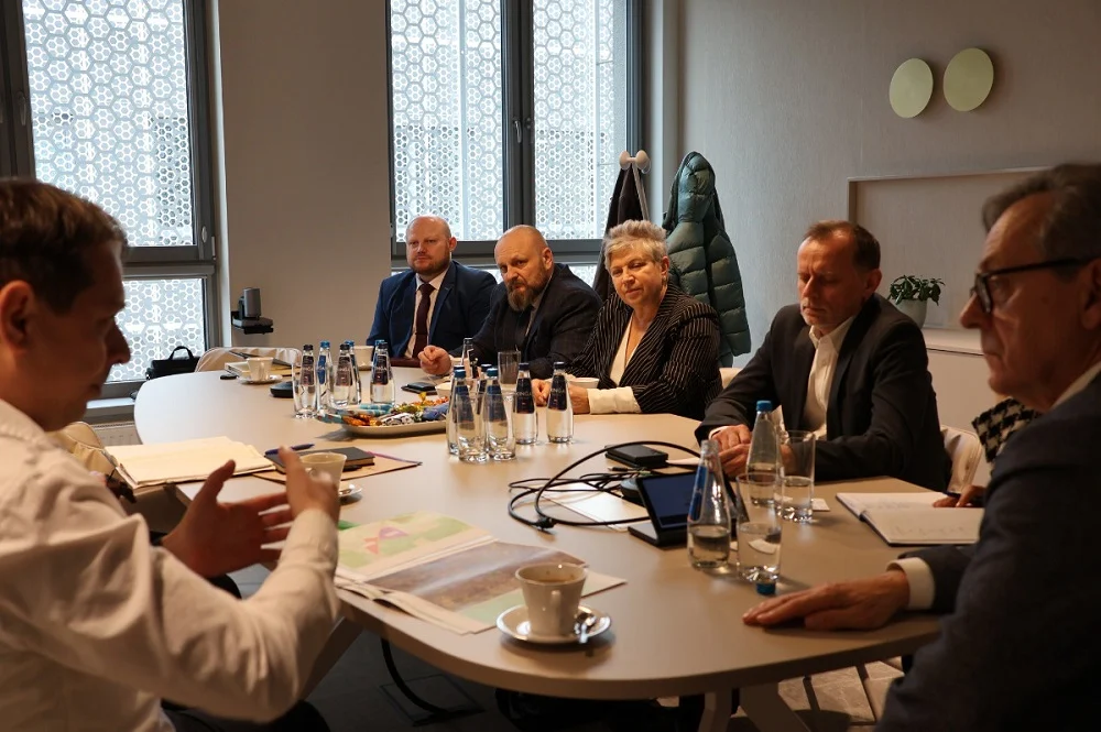 Orzesze planuje przyszłość inwestycyjną – rozmowy z KSSE o energii