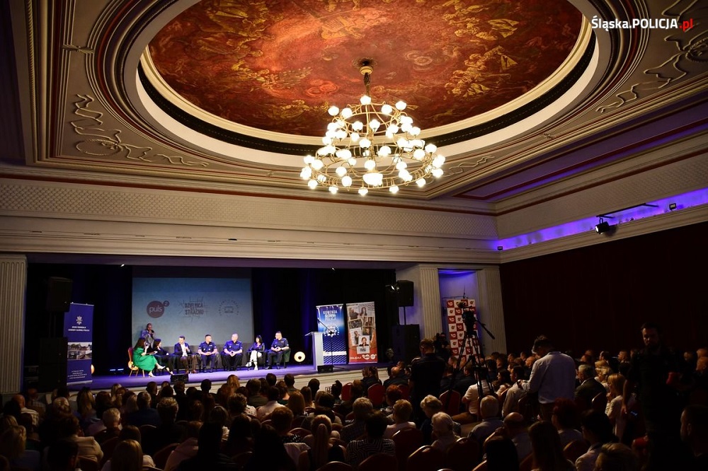 Kto zostanie #SuperDzielnicowym 2025? Głosowanie już ruszyło!