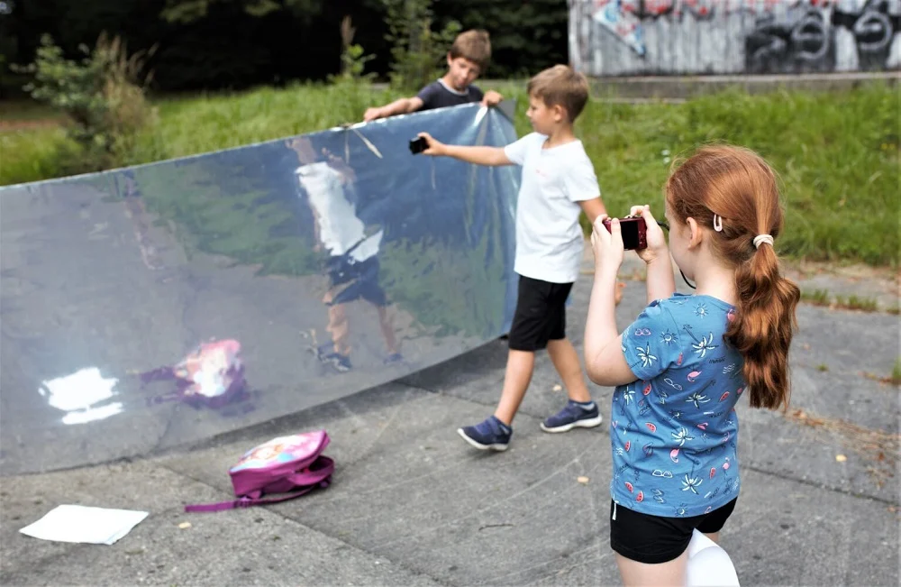 Kreatywność przez obiektyw – zajęcia fotograficzne dla młodych pasjonatów