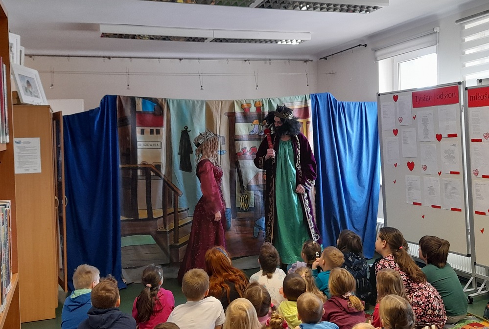 Zimowe ferie w bibliotece – tydzień pełen zabawy i kreatywności