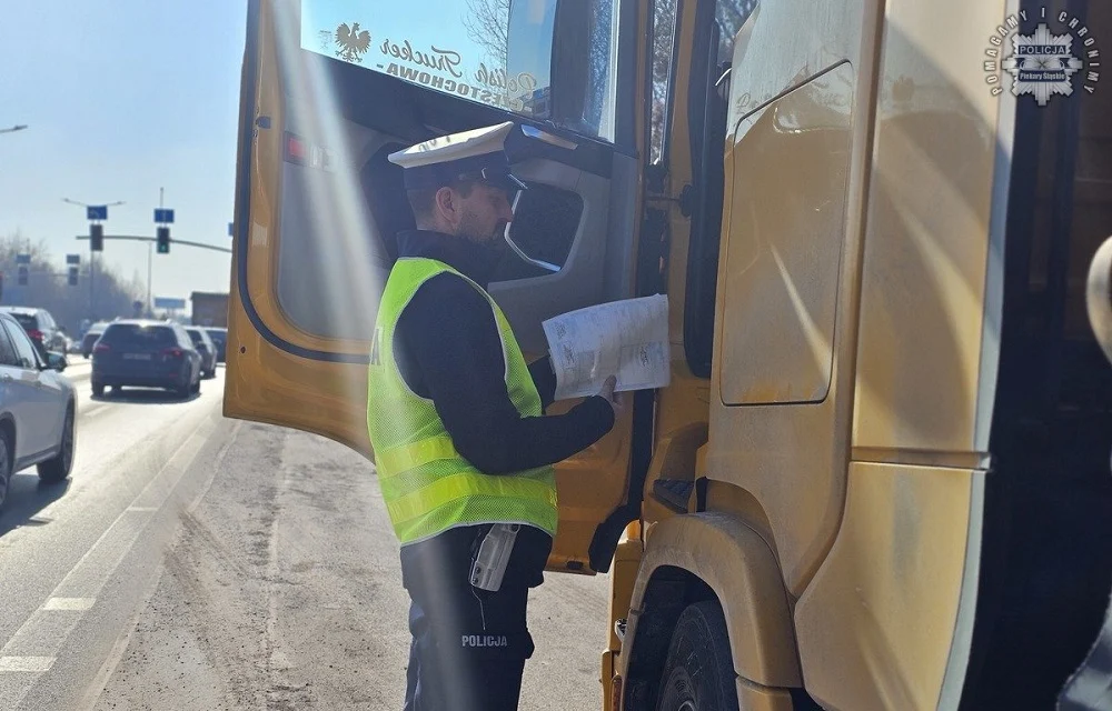 Bezpieczeństwo na drodze priorytetem – kolejne kontrole ciężarówek i autobusów
