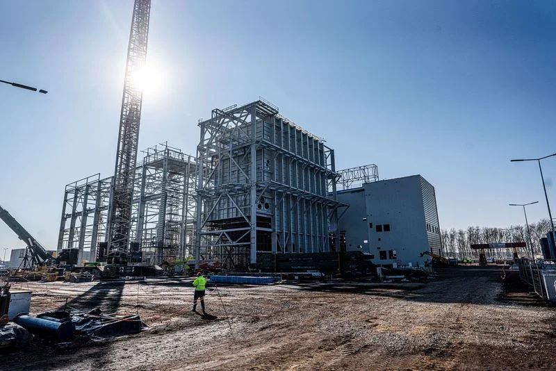 Turbina gazowa zamontowana. Kluczowy etap inwestycji w Rybniku!