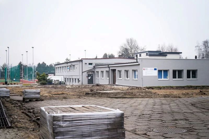 Więcej miejsc parkingowych przy Yntce. Ruszyła budowa nowego parkingu!