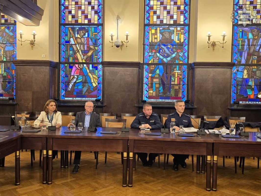 Sztandar dla rybnickiej policji. Wyraz wdzięczności za służbę! 6