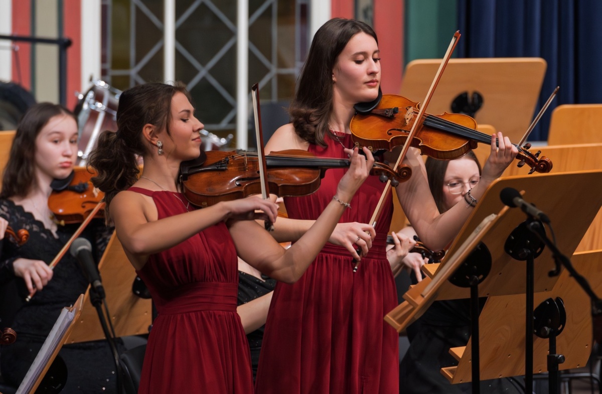 80-lecie Szkoły Muzycznej w Bytomiu: wspaniały jubileusz pełen emocji i muzyki! 16
