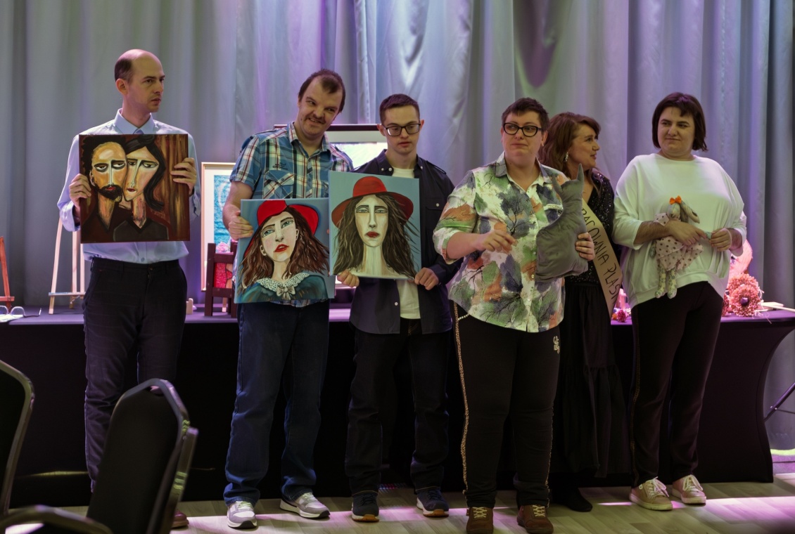 Warsztaty Terapii Zajęciowej obchodzą 25-lecie! Refleksje i artystyczne występy!