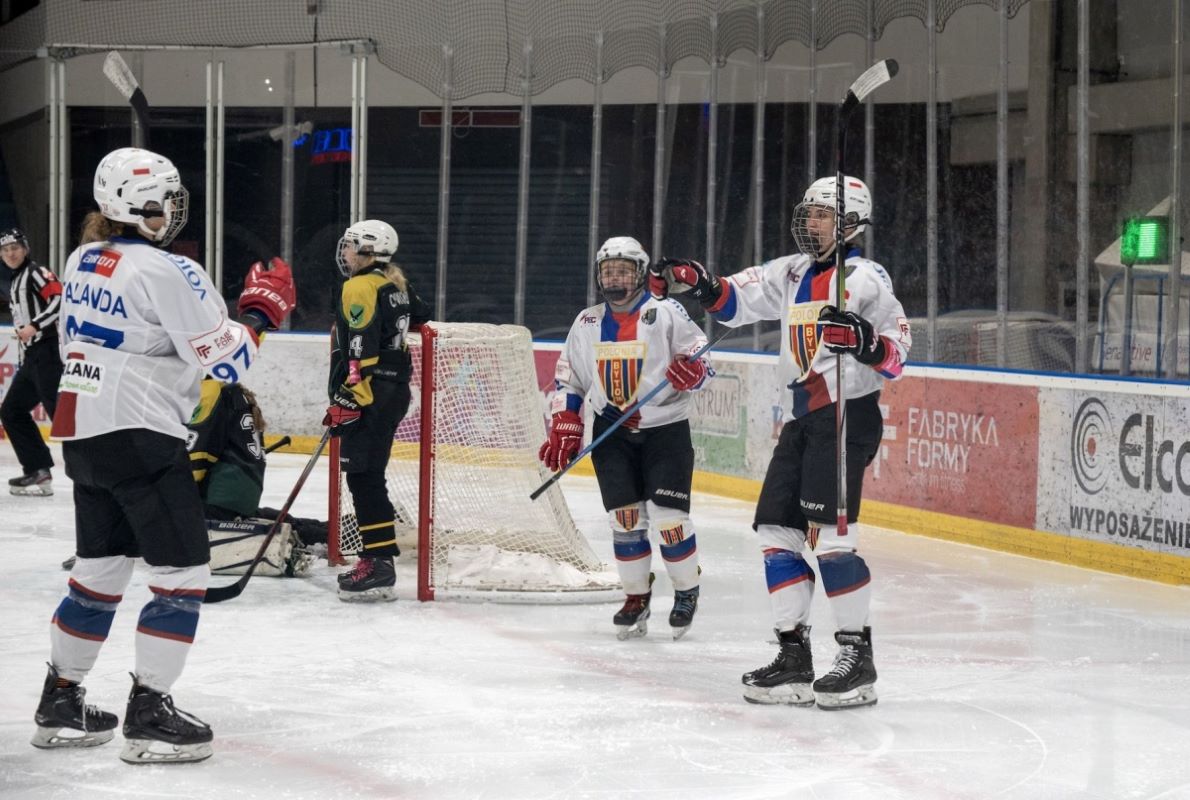 Polonia Bytom nie do zatrzymania! 55 bramek i awans do półfinału 6