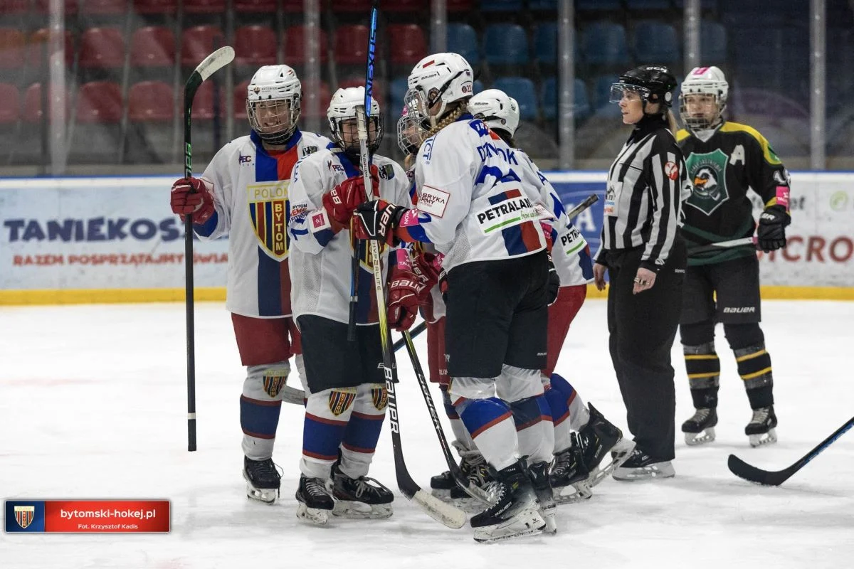 Polonia Bytom w czołówce! Młodzi hokeiści z brązowym medalem