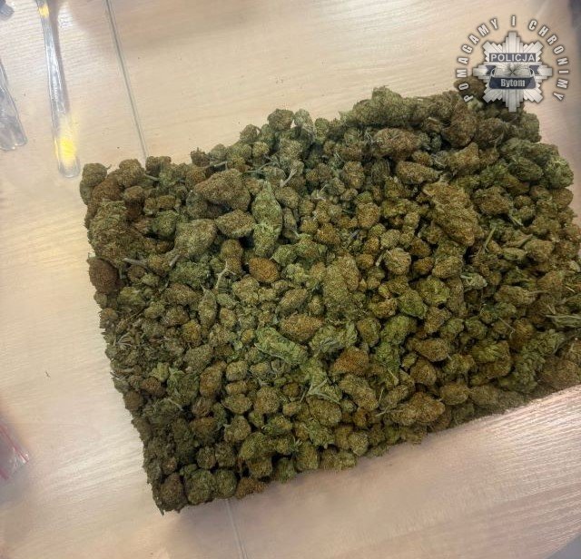 Dziwne zachowanie go zdradziło. Mieszkaniec Bytomia zatrzymany za narkotyki