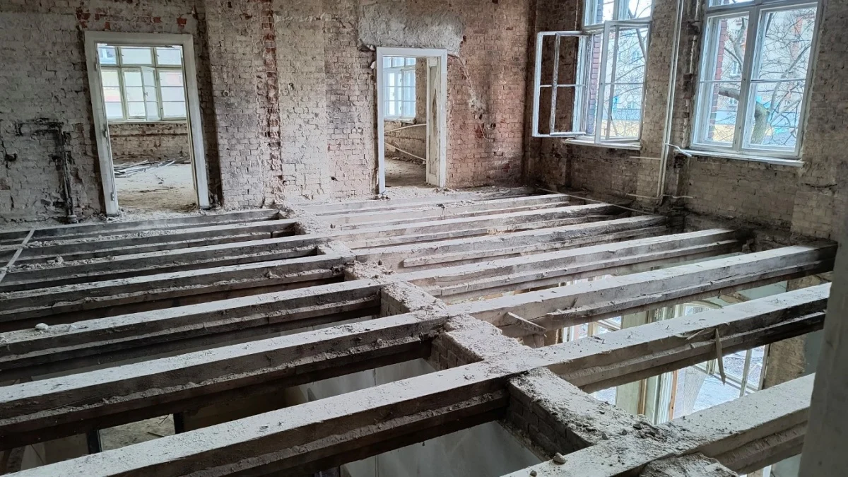 Nowa przyszłość dla zabytkowego budynku. Trwa gruntowny remont