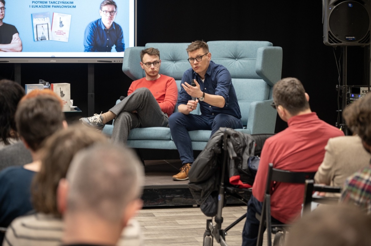 Amerykańska polityka a Polska. Rozmowa z twórcami Podcastu Amerykańskiego!