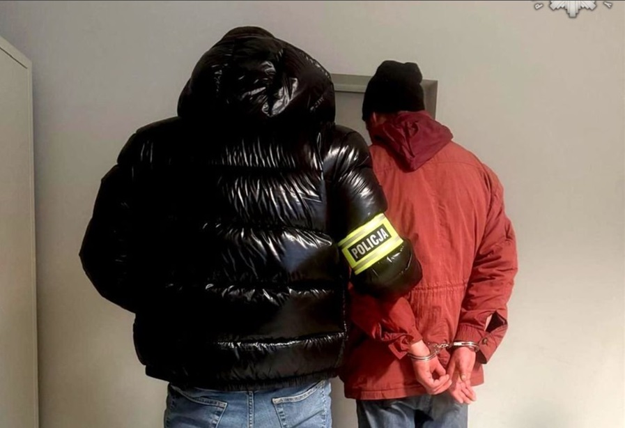 Policjant po służbie zatrzymał poszukiwanego na ulicy Orzegowskiej!