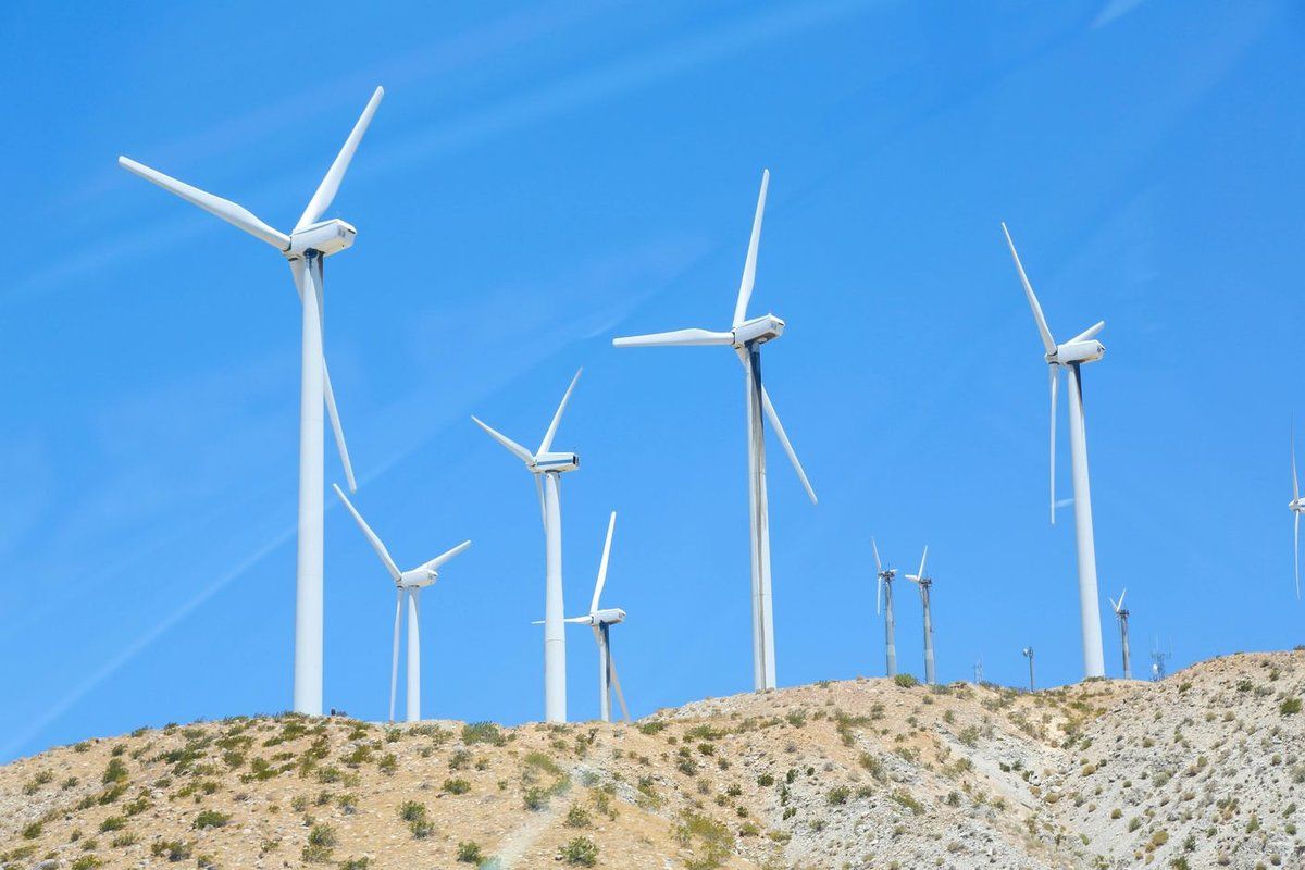 Farmy wiatrowe w Polsce – czy to szansa na zieloną energię?