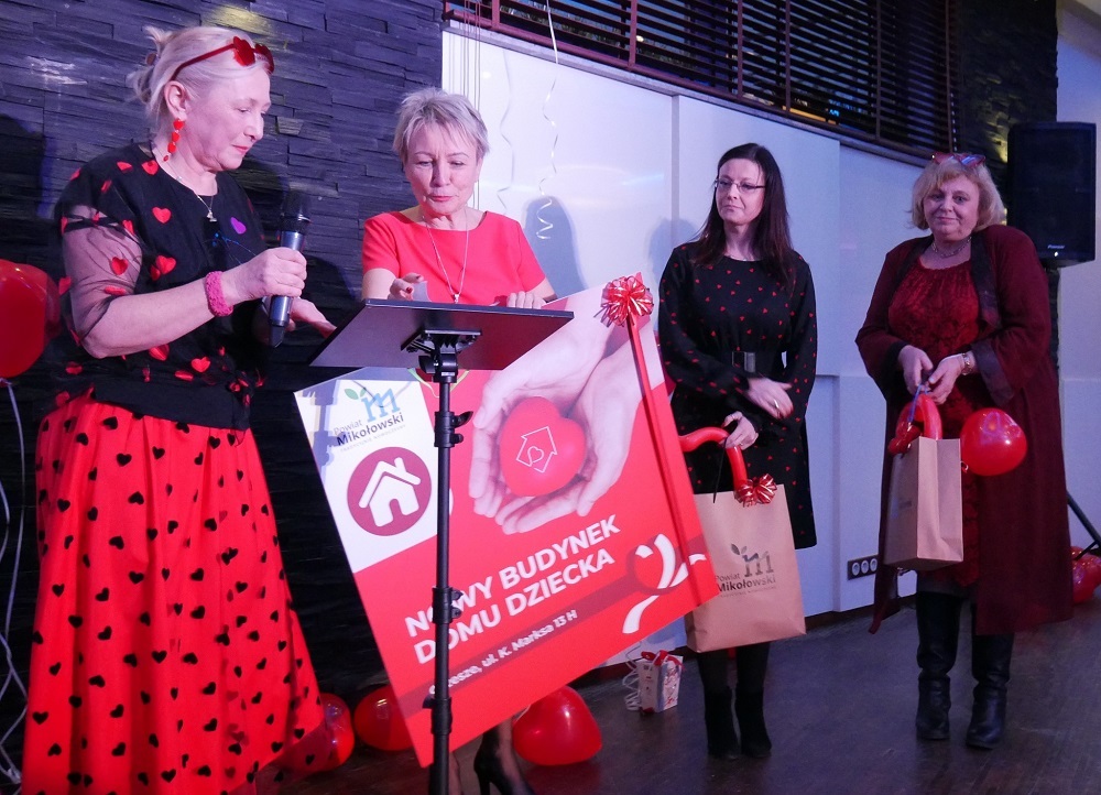 Karnawałowy Bal Serc – wyjątkowa noc dla dzieci z rodzinnych domów dziecka