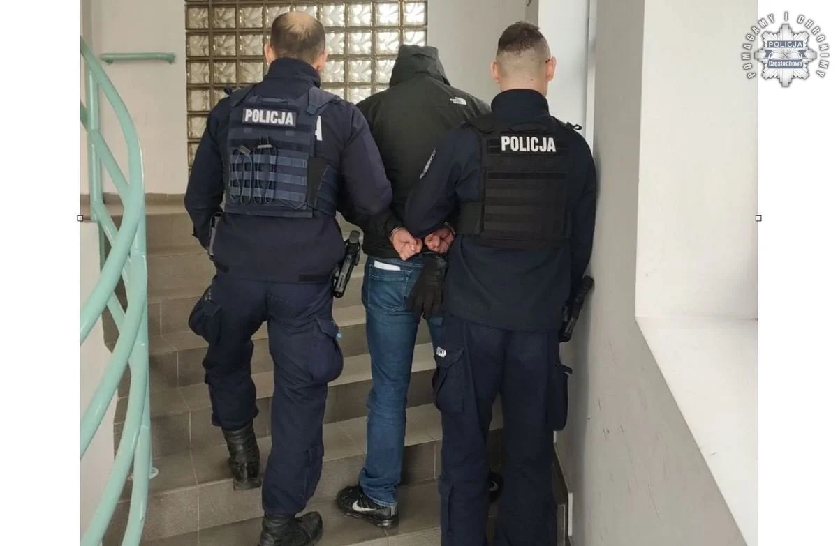 Skuteczna akcja w Mikołowie – w rękach policji czterech poszukiwanych