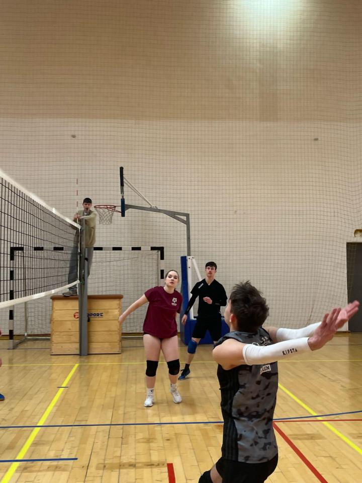 Młodzieżowy Turniej Siatkarski 11