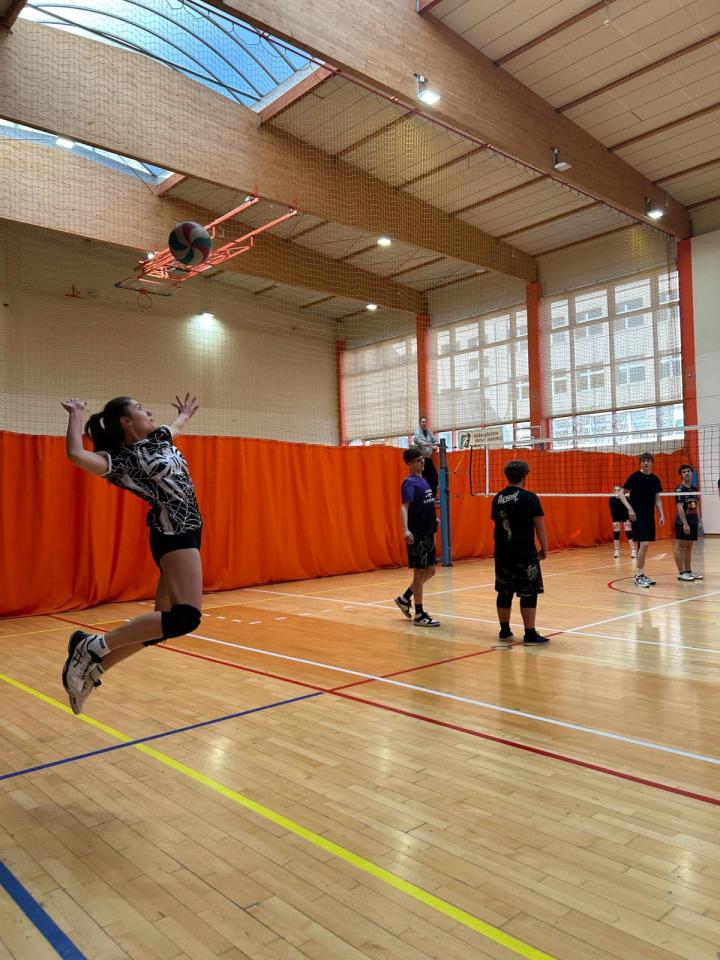 Młodzieżowy Turniej Siatkarski 13