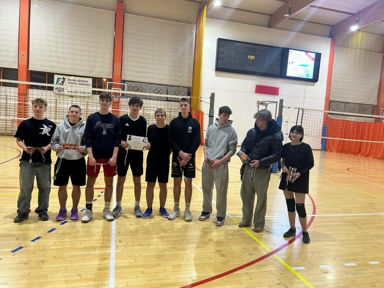 Młodzieżowy Turniej Siatkarski 21