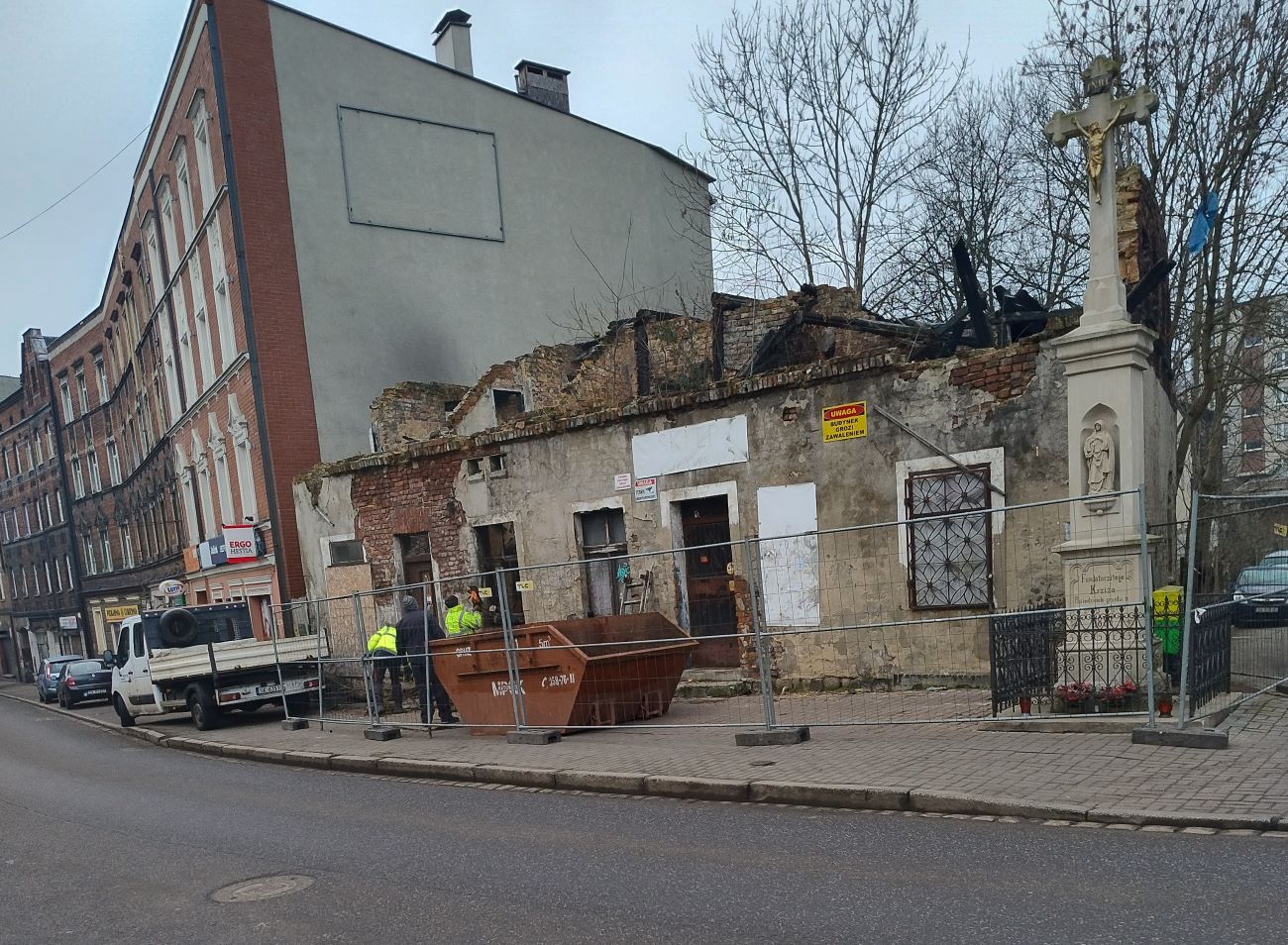 Znika Dom Kowala w Bogucicach. Trwa rozbiórka zabytku