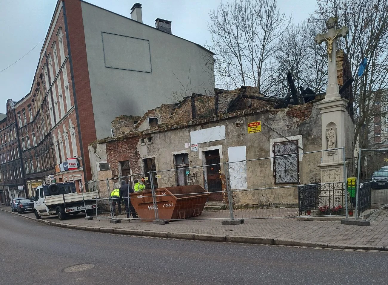 Znika Dom Kowala w Bogucicach. Trwa rozbiórka zabytku
