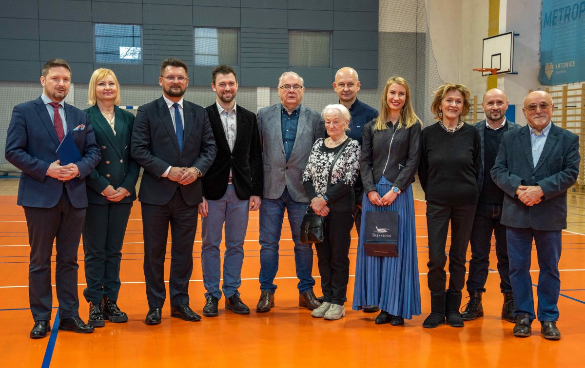 Katowice wspierają seniorów – bezpłatne zajęcia sportowe i cyfrowe