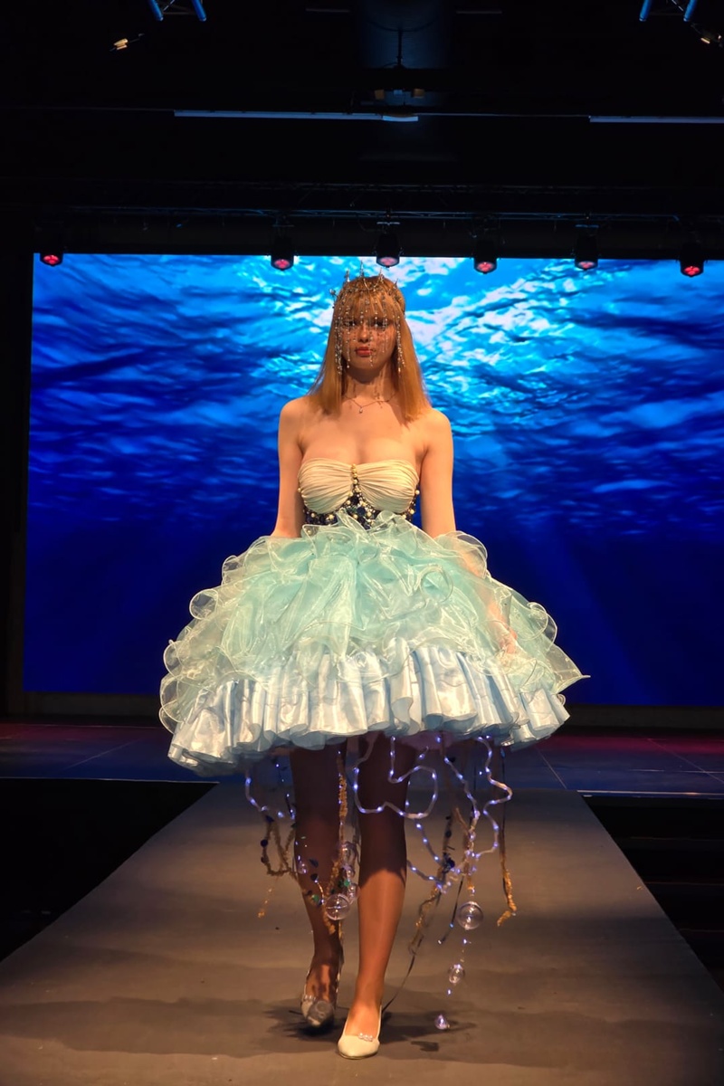 Uczniowie z Katowic zaprezentowali swoje kreacje w Szwajcarii