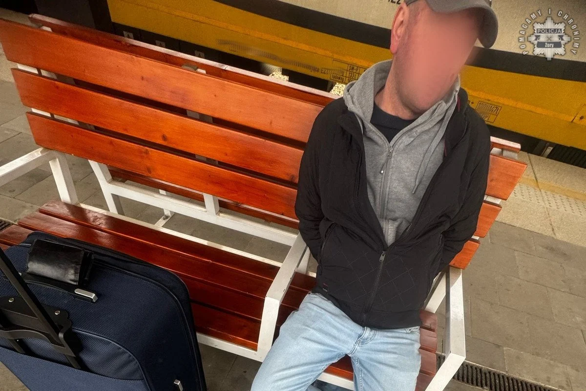 Ścigany 47-latek w rękach policji – miał na koncie 12 listów gończych