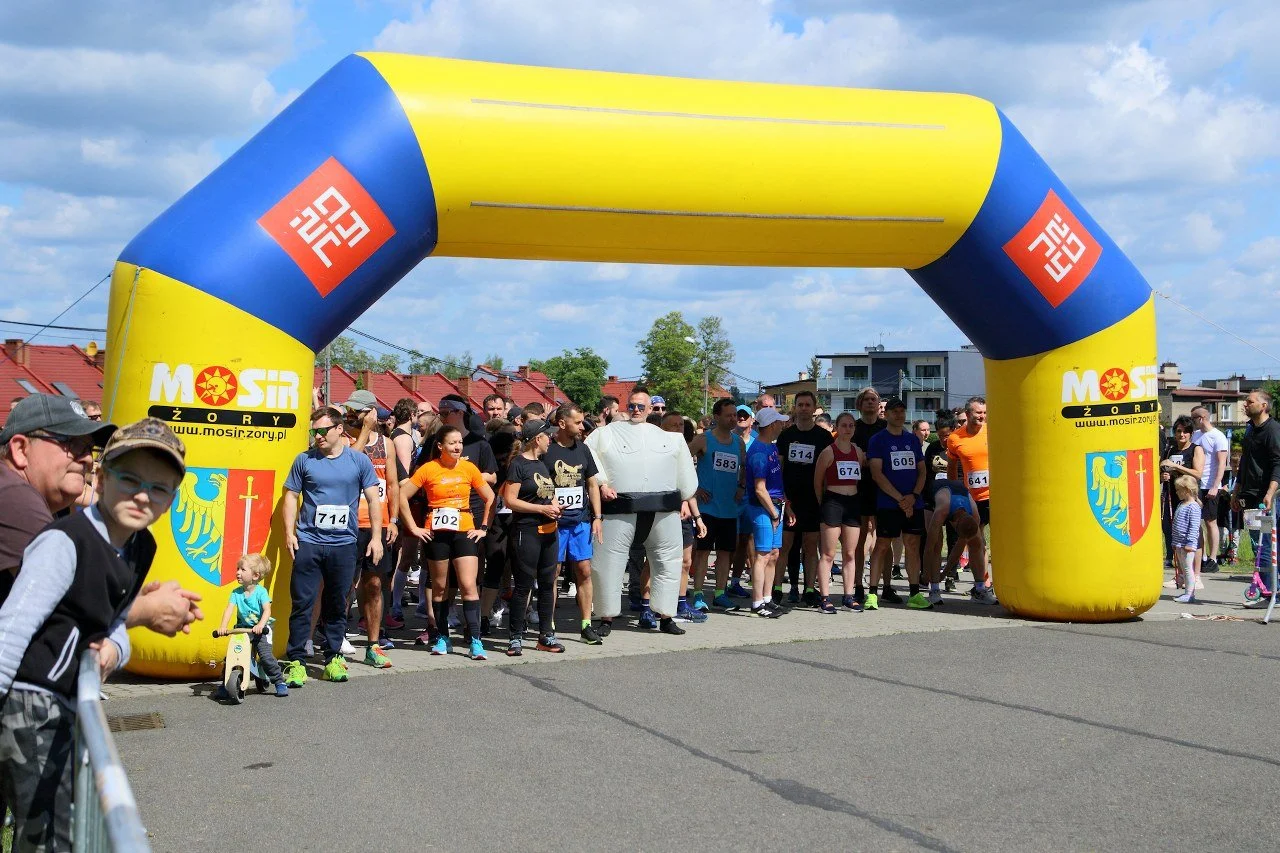 VIII Charytatywny Bieg Nadziei w Żorach – dołącz i wesprzyj Hospicjum im. Jana Pawła II