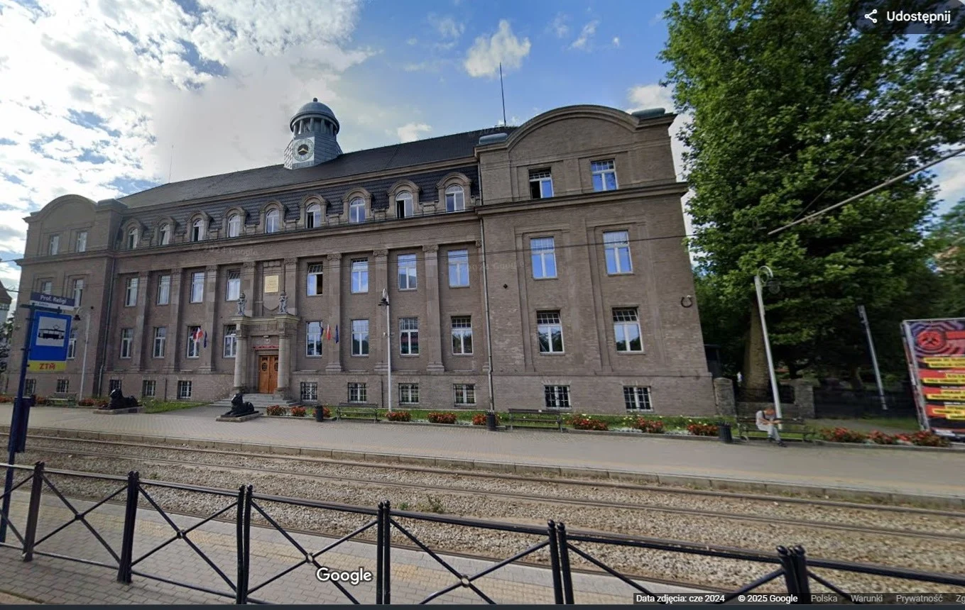 Projekt Żbikowskiego zdjęty z harmonogramu obrad rady miejskiej [KOMENTARZE]