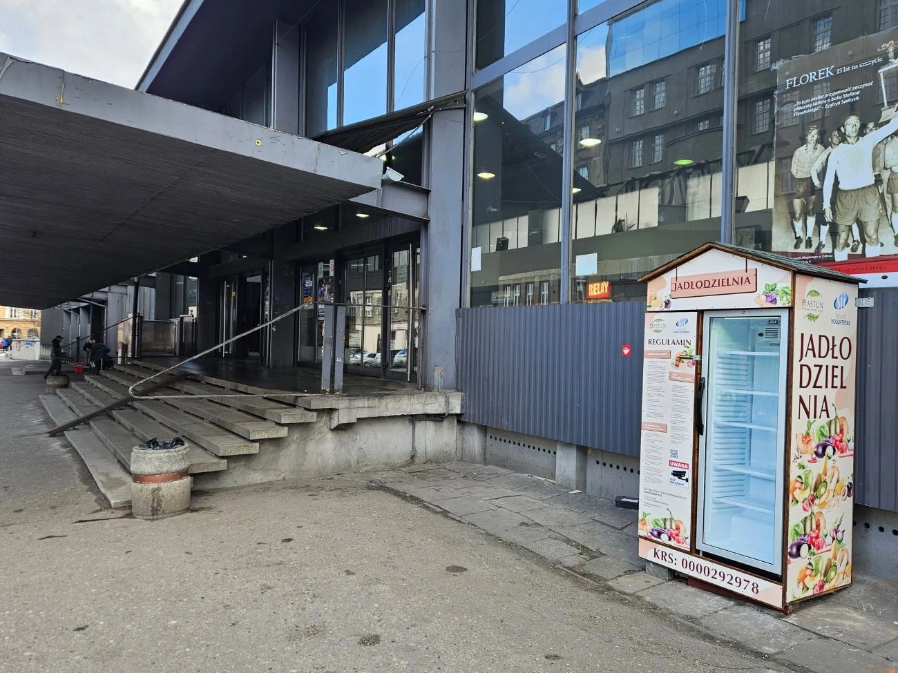 Powstała nowa jadłodzielnia - tuż przy dworcu PKP