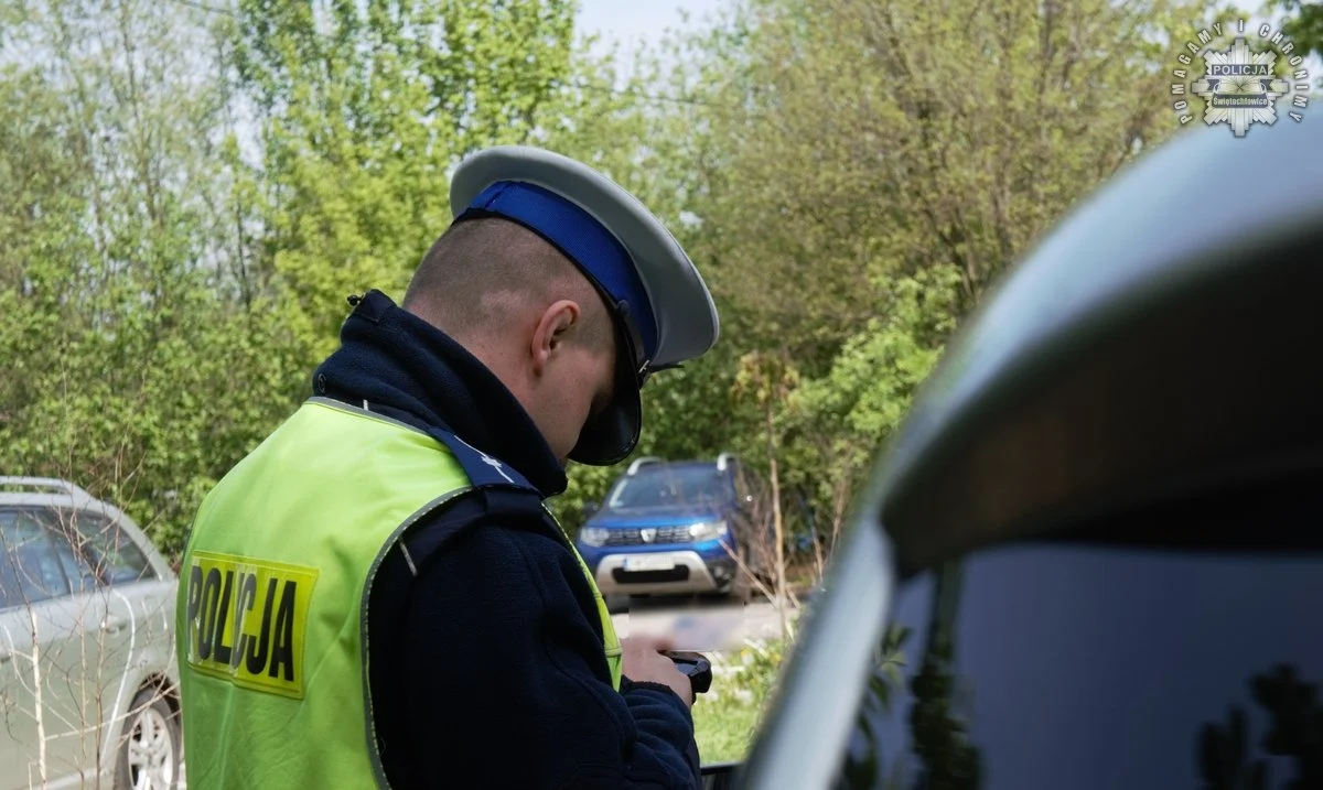 Nietrzeźwi rowerzyści i kierowca z zakazem zatrzymani przez świętochłowicką policję