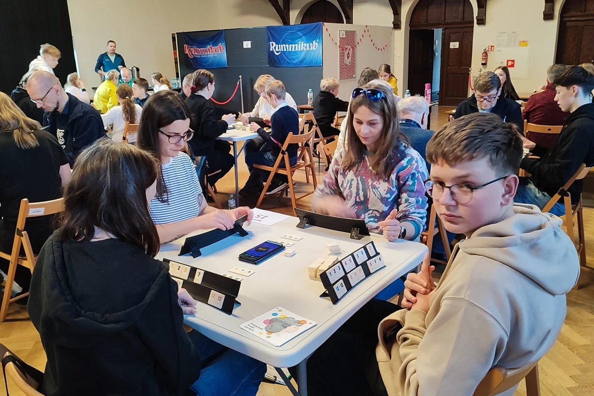 II Mistrzostwa Chorzowa w Rummikub 81