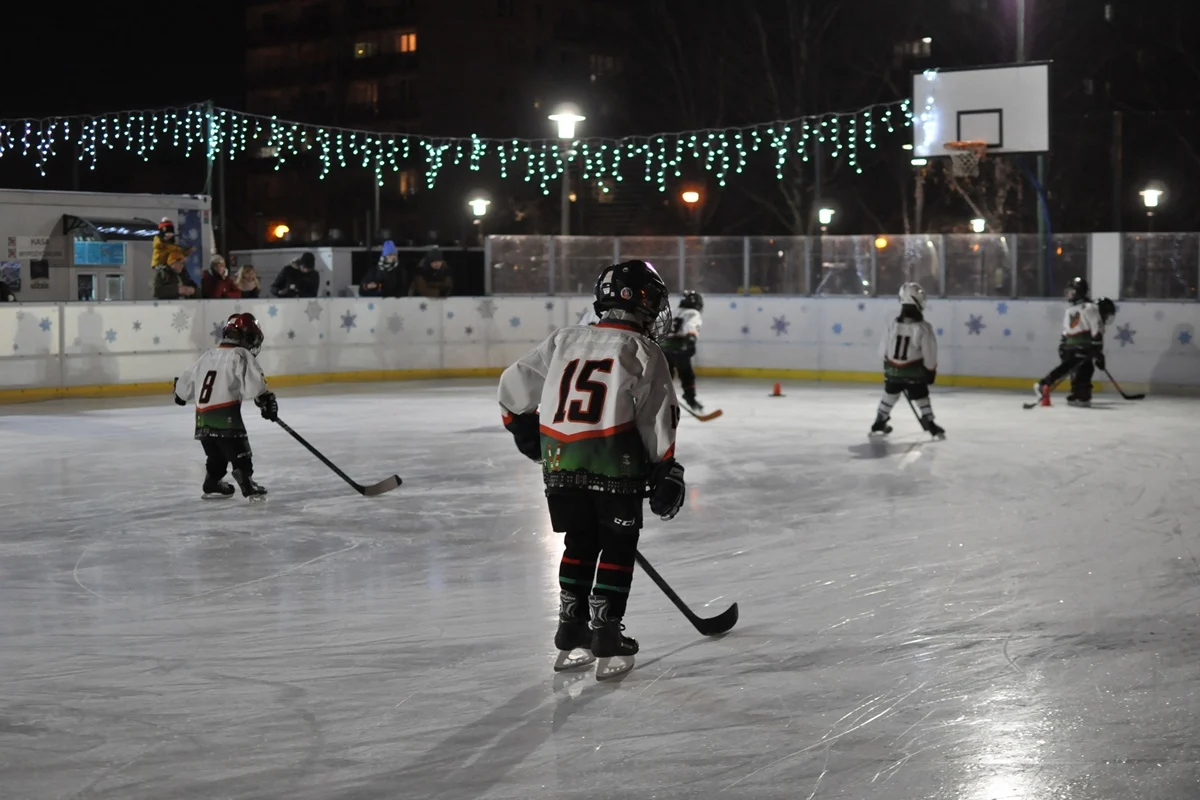 Zimowa Dyskoteka z DJ Akunem 55