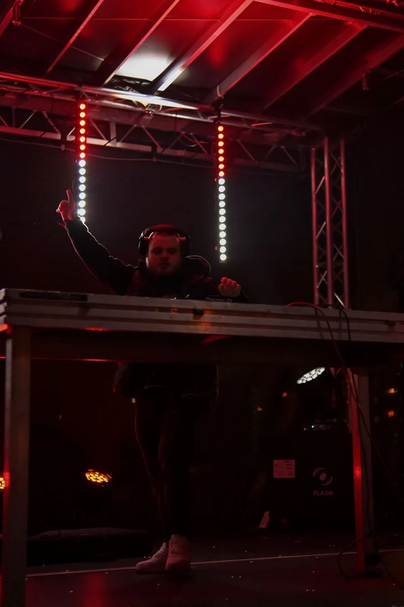 Zimowa Dyskoteka z DJ Akunem 64