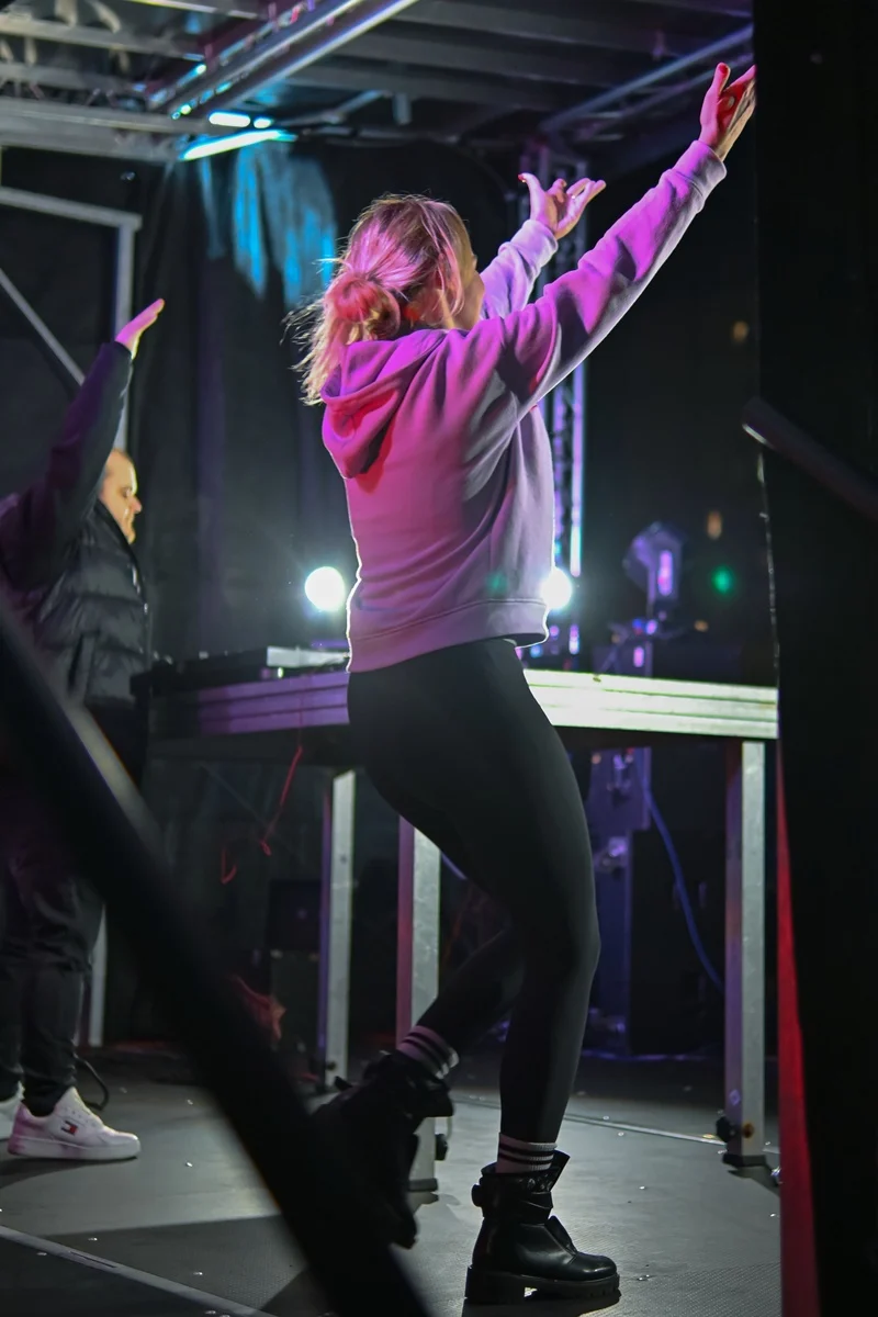 Zimowa Dyskoteka z DJ Akunem 73