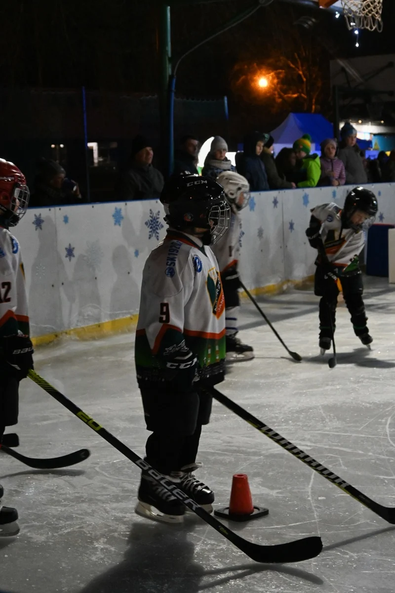 Zimowa Dyskoteka z DJ Akunem 84