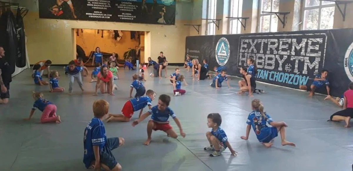 Rodzinne treningi brazylijskiego jiu-jitsu w Chorzowie – dołącz za darmo!