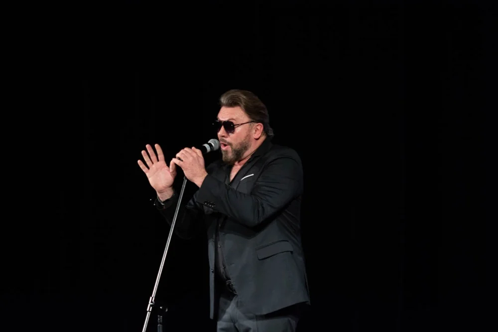 Michał Milowicz na Dzień Kobiet w Rudzie Śląskiej – zdrowie i humor na pierwszym planie